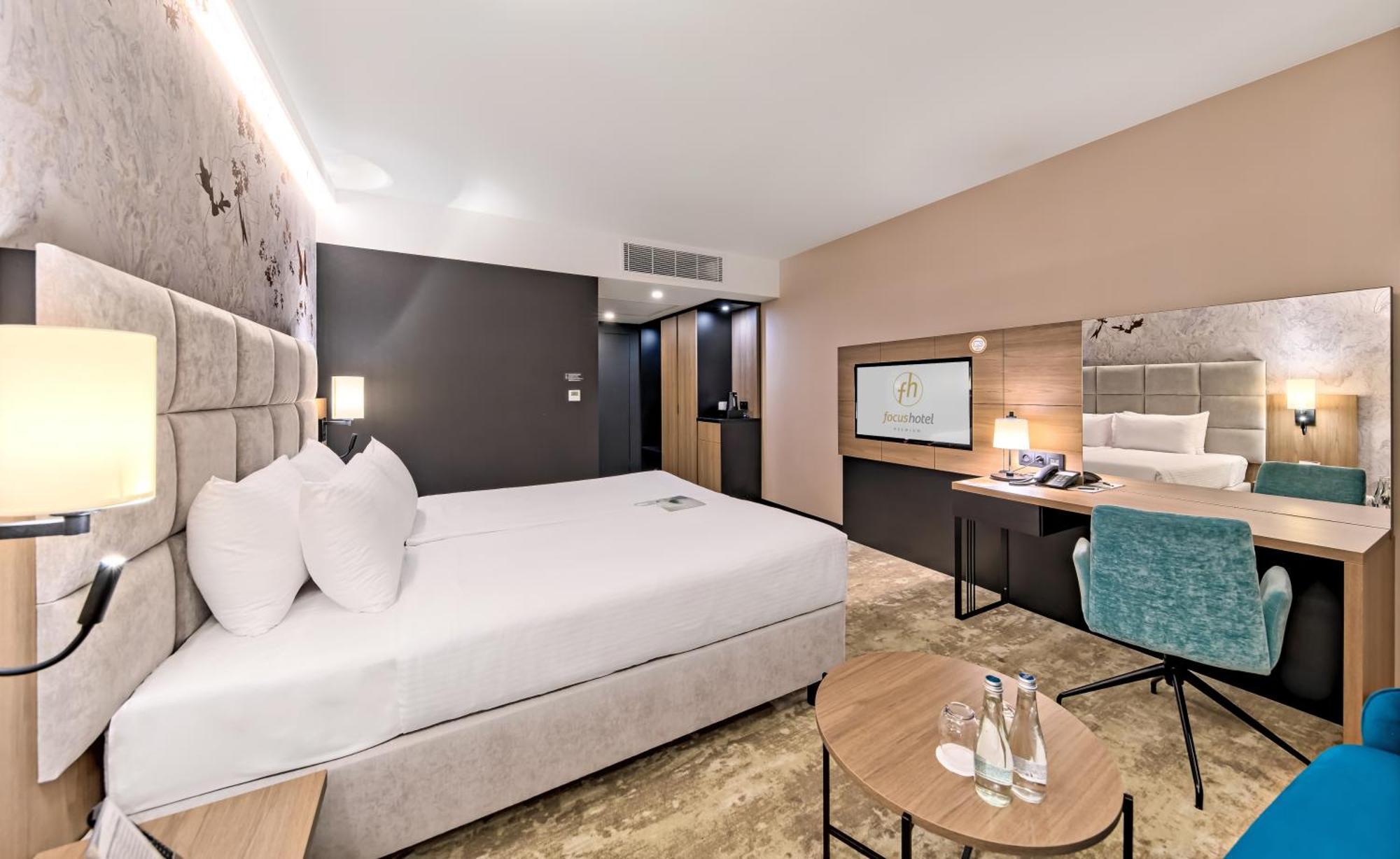 Focus Hotel Premium Warszawa Exterior foto